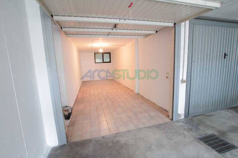 OTTIMO INVESTIMENTO
Vieni a scoprire questo incantevole Miniappartamento situato nel cuore di Ret...