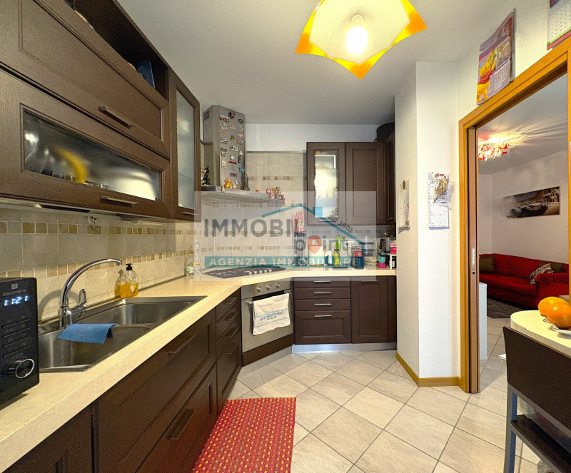 All'interno del quartiere residenziale di San Biagio di Teolo proponiamo un ottimo appartamento a...