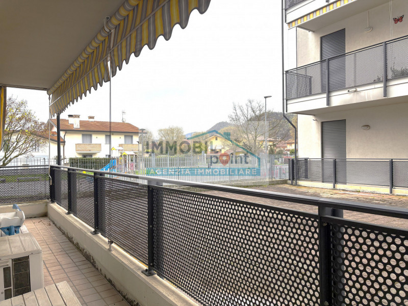 All'interno del quartiere residenziale di San Biagio di Teolo proponiamo un ottimo appartamento a...