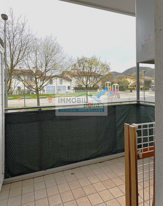 All'interno del quartiere residenziale di San Biagio di Teolo proponiamo un ottimo appartamento a...