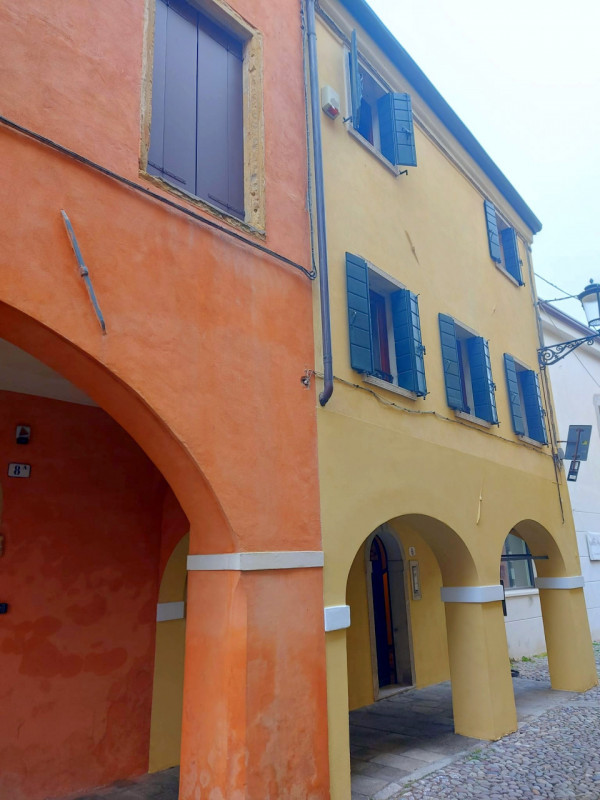 Palazzetto indipendente nel cuore del Centro Storico di Padova – Eleganza, privacy e charme senza...