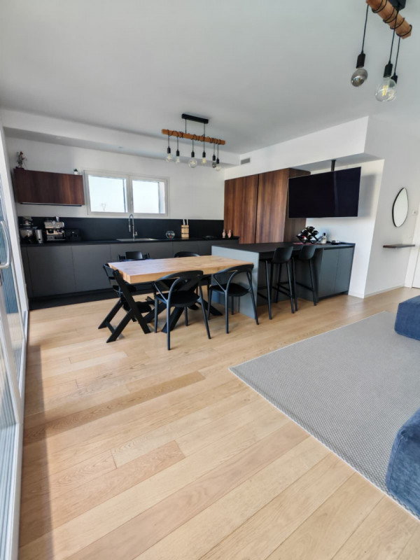 (Per INFO Mara 3481536890) A Silea, zona Sant'Elena, proponiamo in vendita meraviglioso appartame...