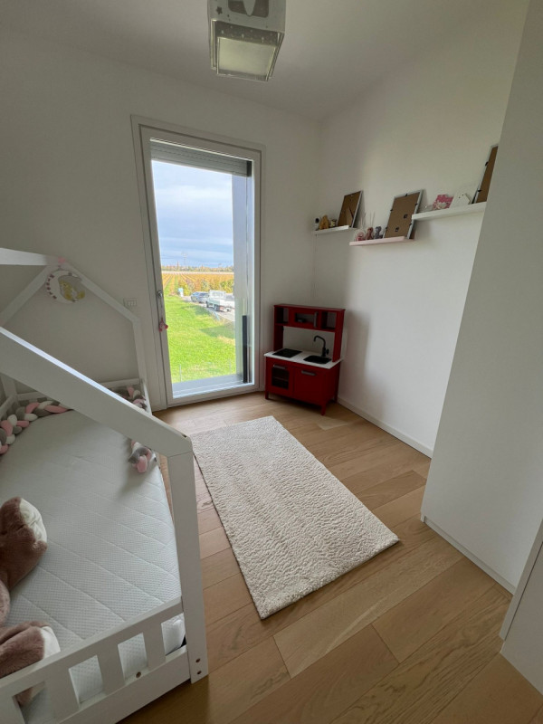 (Per INFO Mara 3481536890) A Silea, zona Sant'Elena, proponiamo in vendita meraviglioso appartame...