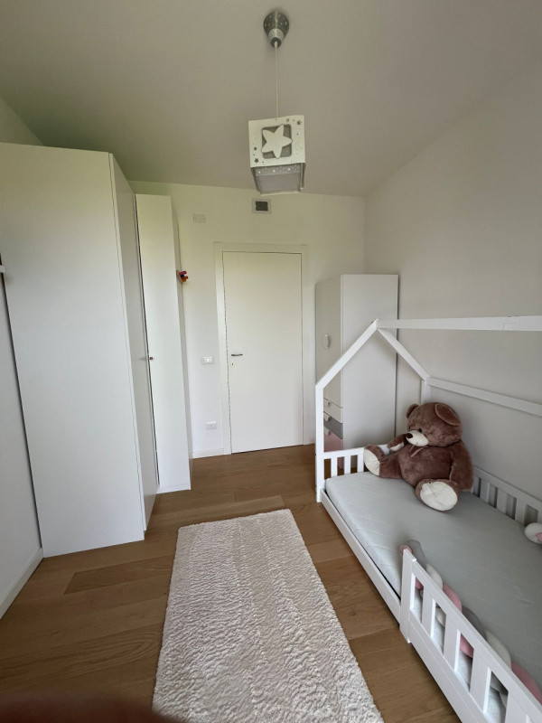 (Per INFO Mara 3481536890) A Silea, zona Sant'Elena, proponiamo in vendita meraviglioso appartame...