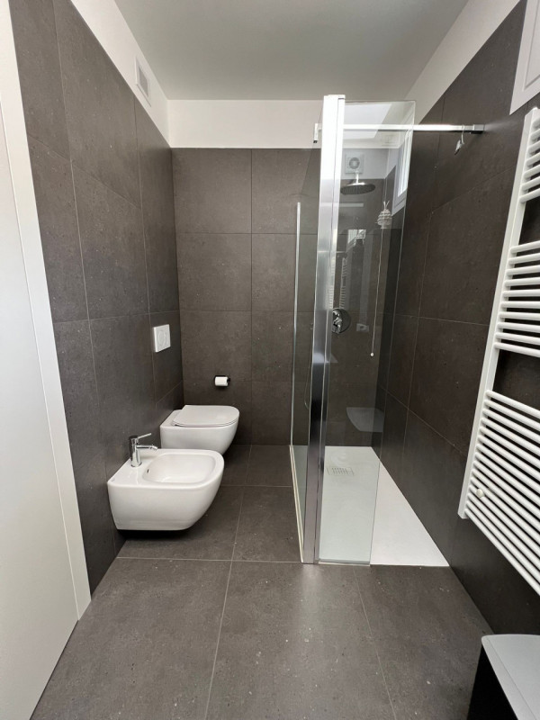 (Per INFO Mara 3481536890) A Silea, zona Sant'Elena, proponiamo in vendita meraviglioso appartame...