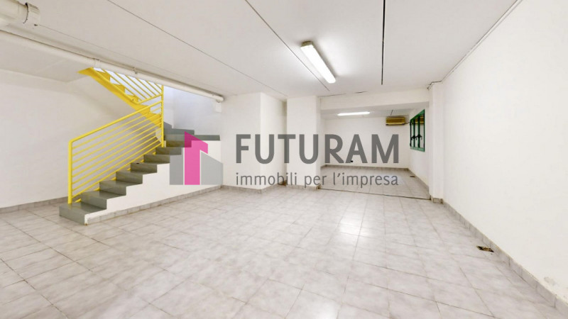 RIF: 148NM - PADOVA - PER INFO 0444/310220

Propongo in vendita un negozio di 275 mq in zona Stan...