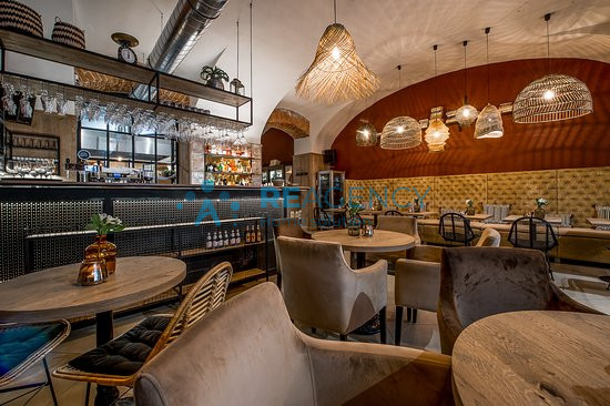 IMPORTANTE CAFFETTERIA GIORNALIERA - VICENZA

Importante caffetteria giornaliera, 18 kg. di caffè...