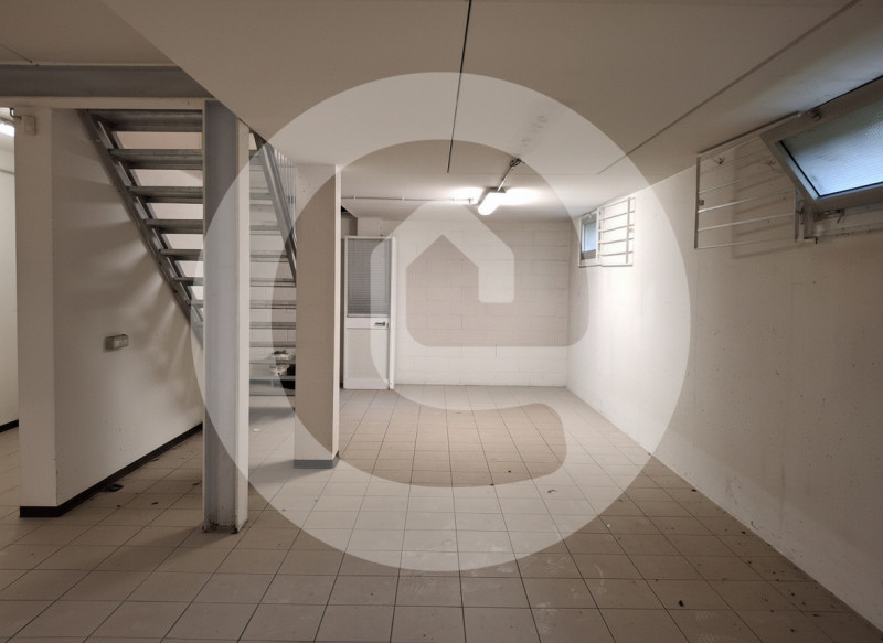 Nel pieno centro di Borgoricco, proponiamo in affitto magazzino al piano interrato, ideale per ch...