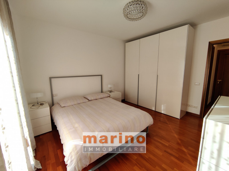 ZONA PALESTRO 
Proponiamo in affitto un elegante appartamento in palazzina tranquilla recente con...