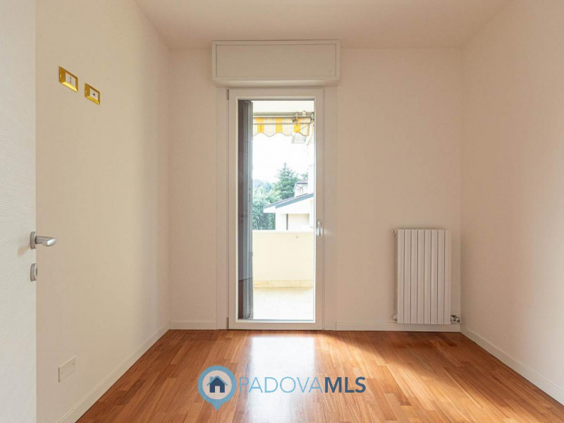 Immobile in esclusiva al Gruppo Padova MLS 

Nel cuore di Abano Terme, in via Previtali, proponia...