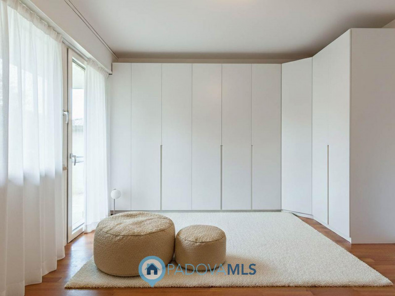 Immobile in esclusiva al Gruppo Padova MLS 

Nel cuore di Abano Terme, in via Previtali, proponia...