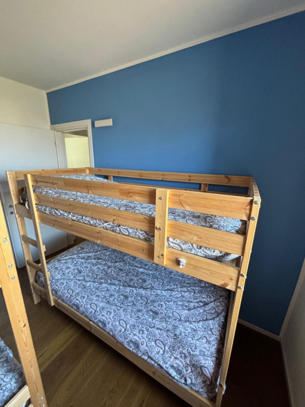 Proponiamo in affitto per i mesi del periodo estivo (Maggio - Ottobre) una splendida villa modern...