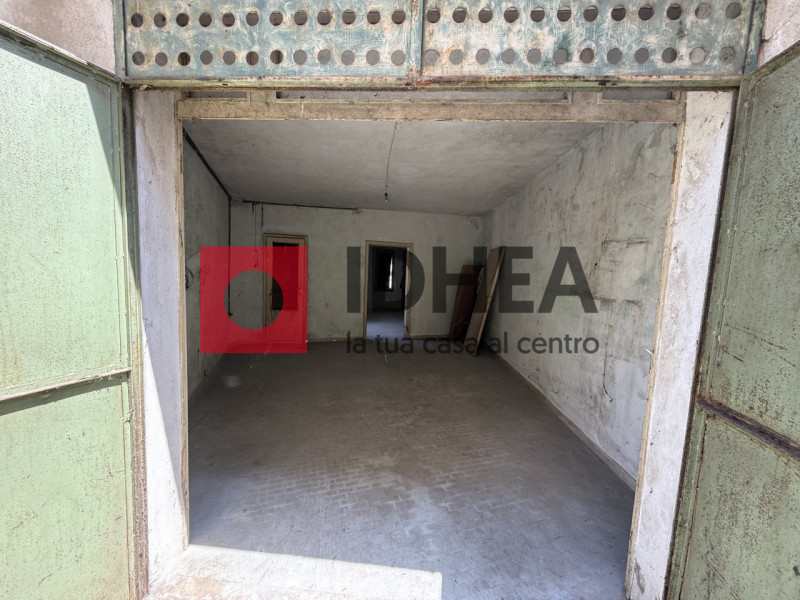 TREVISO  "RIF - FUT6"

L'agenzia Idhea di Villorba ha il piacere di proporvi questo garage di 22 ...