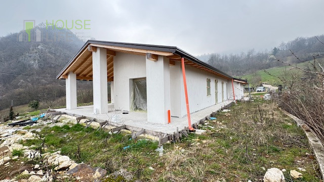 MONTE DI MALO: in zona panoramica posta a 10 minuti dal paese di Malo VILLETTA indipendente Eco-G...