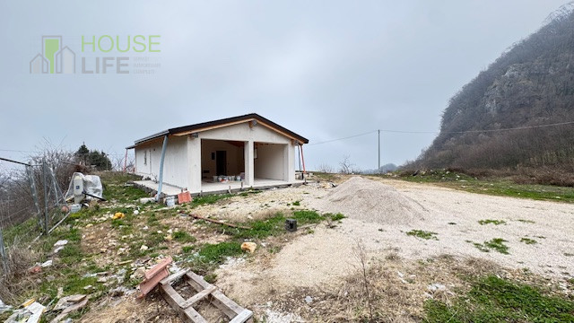 MONTE DI MALO: in zona panoramica posta a 10 minuti dal paese di Malo VILLETTA indipendente Eco-G...
