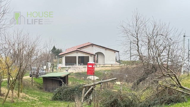 MONTE DI MALO: in zona panoramica posta a 10 minuti dal paese di Malo VILLETTA indipendente Eco-G...