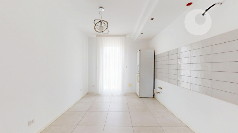 COSTABISSARA

Inserito in un quartiere residenziale tranquillo e ben abitato, comodo a tutti i pr...