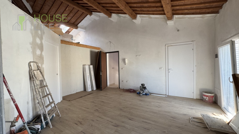 ZANE': Nuovo APPARTAMENTO BICAMERE mansardato dalle generose dimensioni con studio e soppalco, so...