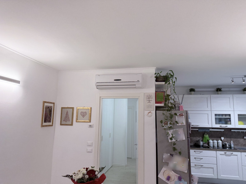 (Per INFO Fabrizio 333 7743912) Questo immobile è perfetto per famiglie che cercano spazio e comf...