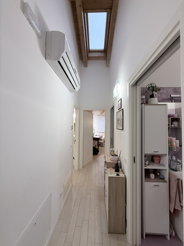 (Per INFO Fabrizio 333 7743912) Questo immobile è perfetto per famiglie che cercano spazio e comf...