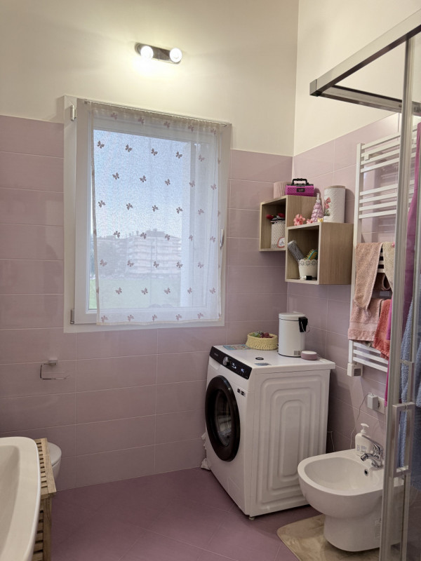 (Per INFO Fabrizio 333 7743912) Questo immobile è perfetto per famiglie che cercano spazio e comf...