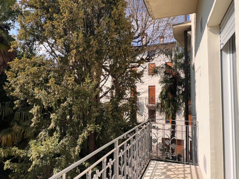 UBICAZIONE E CONTESTO

Nel centro di Vicenza, in posizione strategica comoda a tutti i principali...