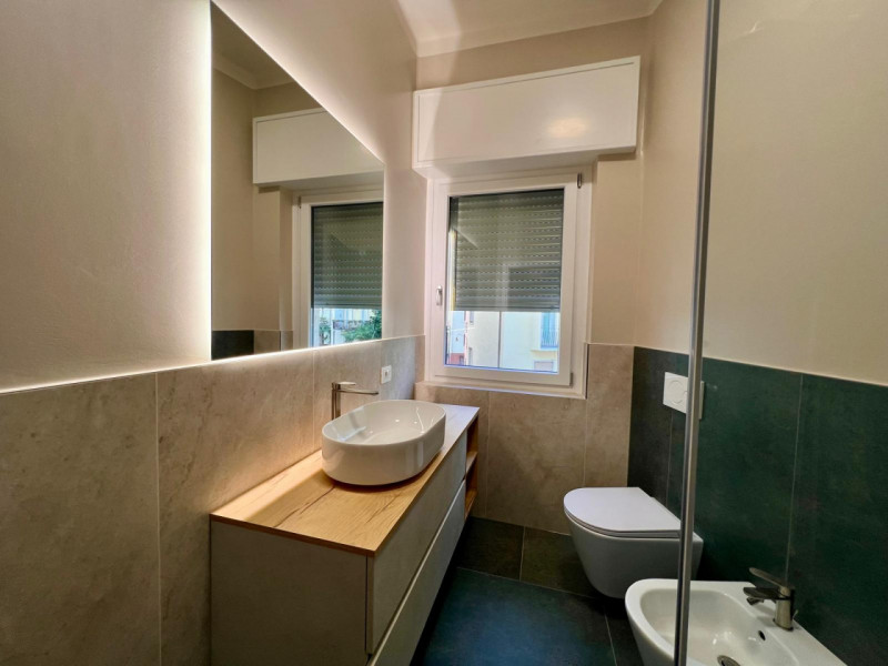 UBICAZIONE E CONTESTO

Nel centro di Vicenza, in posizione strategica comoda a tutti i principali...