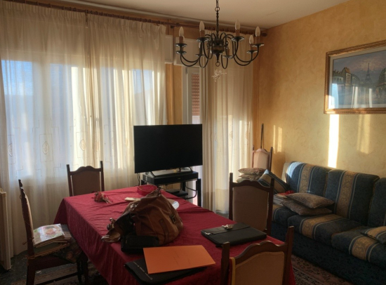 Rif. A.A.328-24

Vendita all'asta - appartamento al 1° piano in data 28 aprile 2026

Descrizione:...