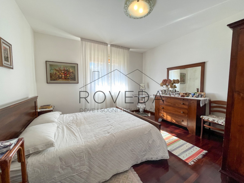 LE GRAZIE - CASIER

RIFERIMENTO: CR21

L'agenzia Roveda Immobiliare ha il piacere di proporre in ...