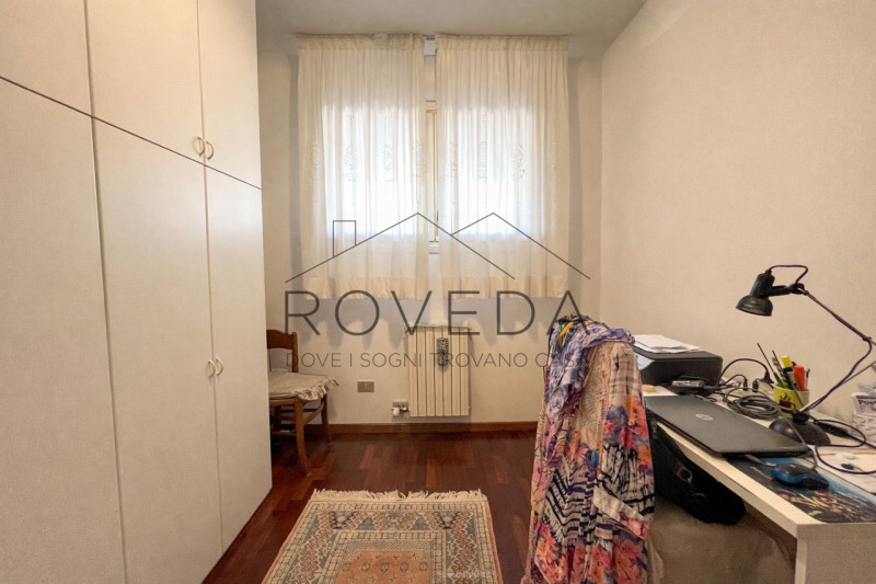 LE GRAZIE - CASIER

RIFERIMENTO: CR21

L'agenzia Roveda Immobiliare ha il piacere di proporre in ...