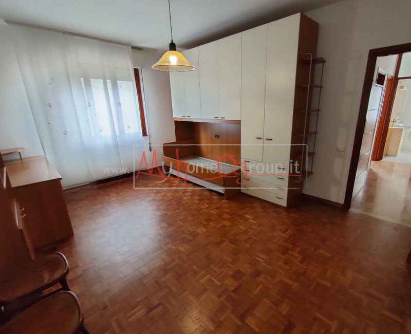 BRUSEGANA - (V172-s) - Appartamento in bifamiliare orizzontale situata nel servito quartiere di B...