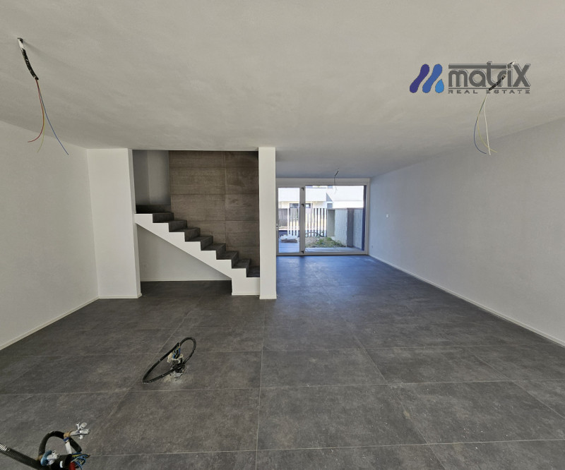 Ville a padova 140 mq calpestabili €. 324.000 zona centrale comoda a tutti i servizi.

A pochi Km...