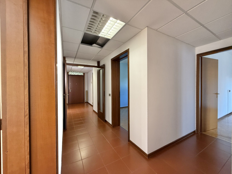 Ciao da Arcobaleno Immobiliare, se stai cercando uno spazioso appartamento, allora non farti scap...