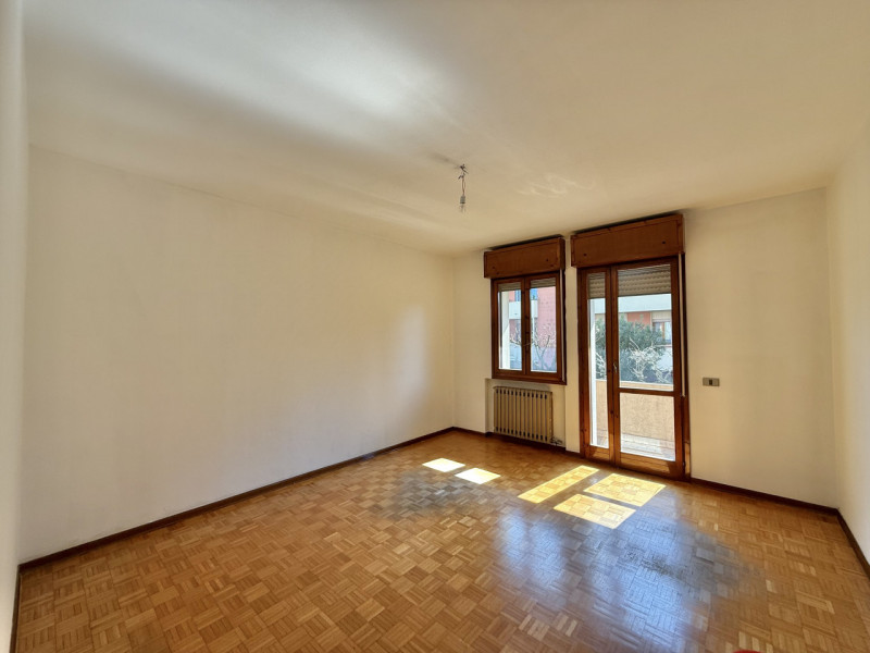 Ciao da Arcobaleno Immobiliare, se stai cercando uno spazioso appartamento, allora non farti scap...