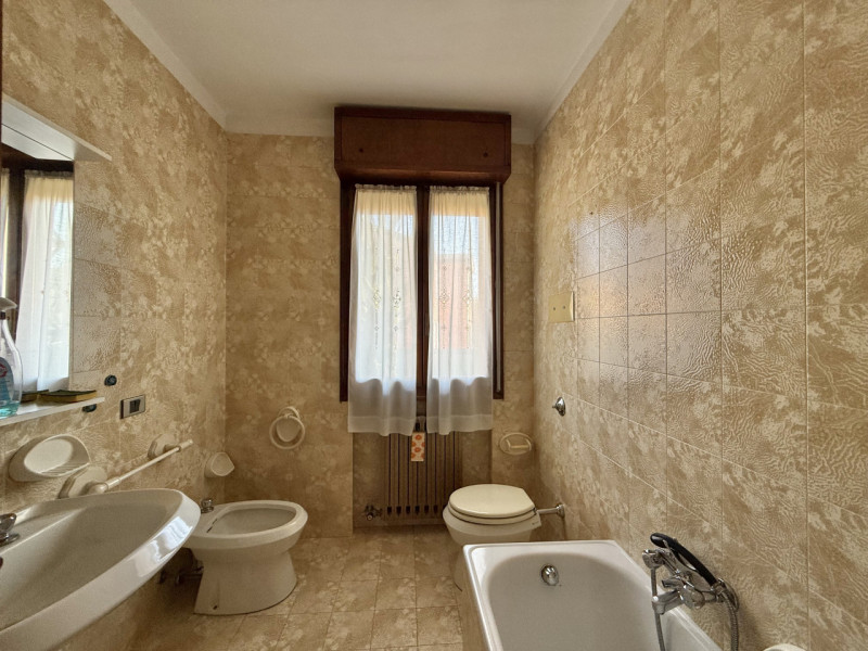 Ciao da Arcobaleno Immobiliare, se stai cercando uno spazioso appartamento, allora non farti scap...