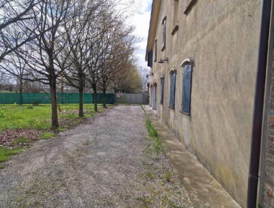 Rif. A.A.32-25

Vendita all'asta - ristorante in data 30 aprile 2026

Descrizione: trattasi della...