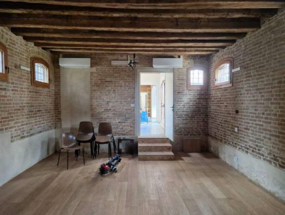 Rif. A.A.32-25

Vendita all'asta - ristorante in data 30 aprile 2026

Descrizione: trattasi della...