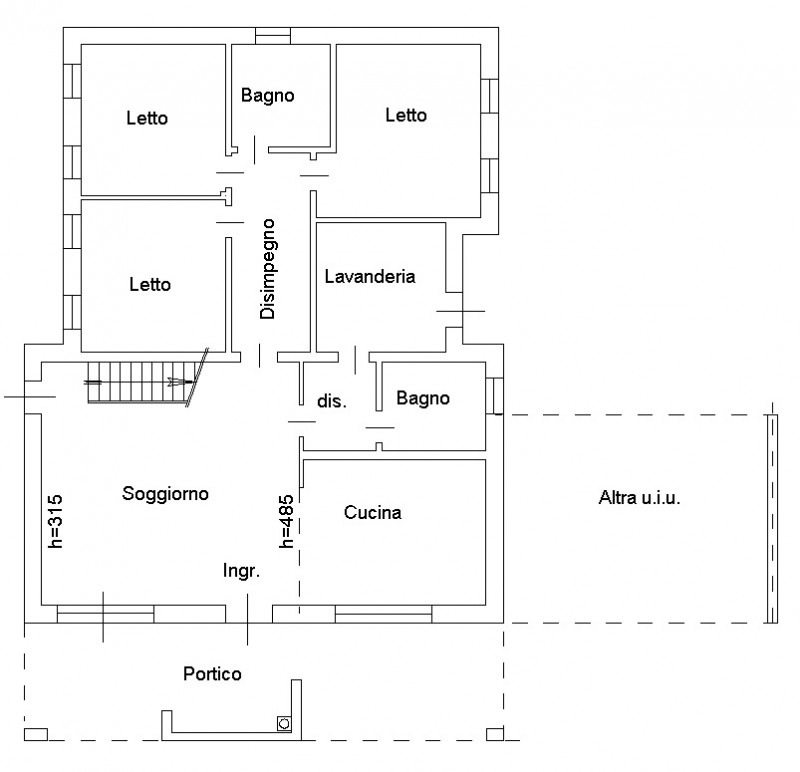 COMPOSIZIONE:
Proponiamo in vendita bellissima porzione di bifamiliare, sviluppata in un unico pi...