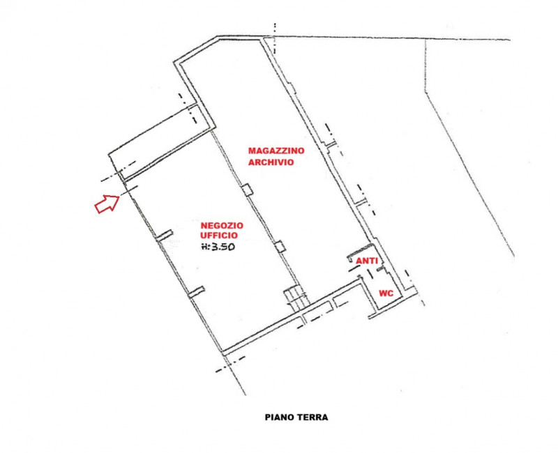 NEGOZIO VETRINATO DI 130 MQ IN ZONA BANCHE A VICENZA - Rif. 8352-2
All'interno di elegante contes...