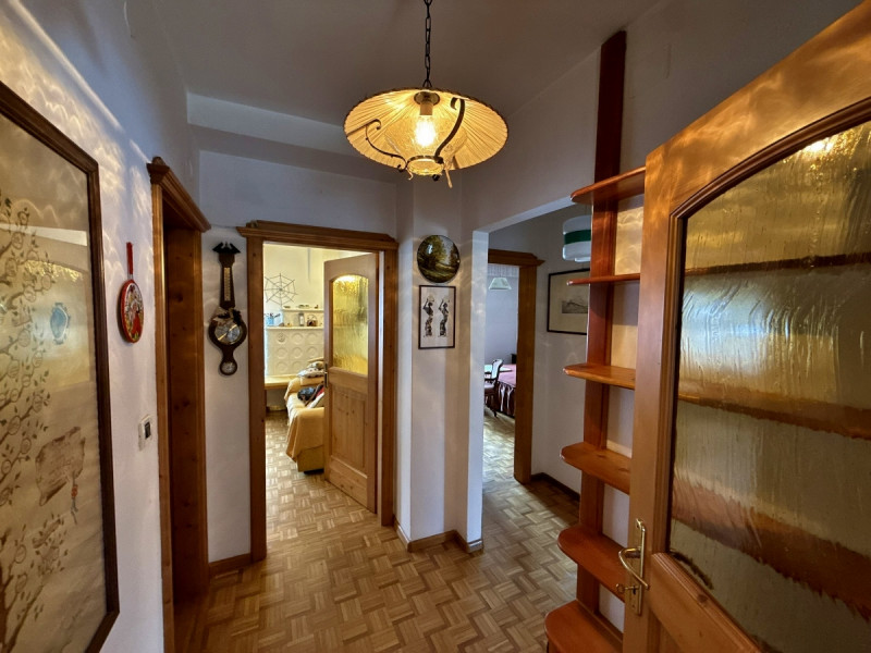 STUPENDA OPPORTUNITA': VILLA DI MONTAGNA COMPOSTA DA 3 APPARTAMENTI IN VENDITA A SAN VITO DI CADO...