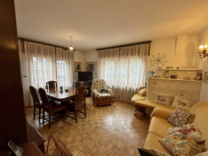 STUPENDA OPPORTUNITA': VILLA DI MONTAGNA COMPOSTA DA 3 APPARTAMENTI IN VENDITA A SAN VITO DI CADO...