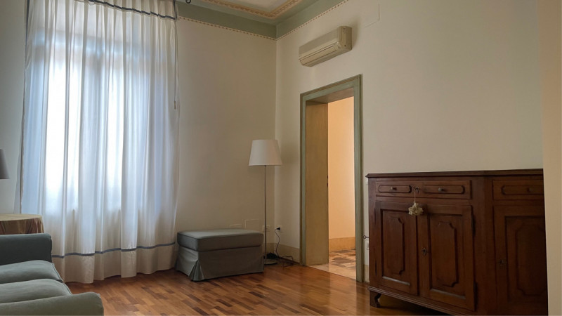 CENTRO STORICO - PADOVA - VIA ALTINATE -

Nel suggestivo Centro Storico di Padova, lungo la rinom...