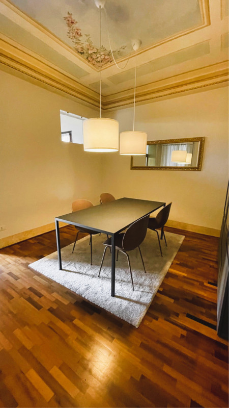 CENTRO STORICO - PADOVA - VIA ALTINATE -

Nel suggestivo Centro Storico di Padova, lungo la rinom...