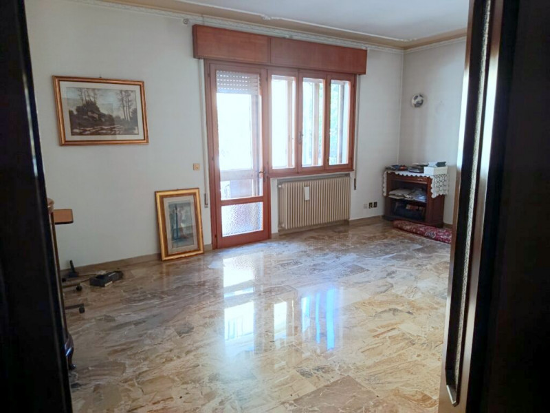 BRUSEGANA - Ampio appartamento con giardino privato 

Scopri il piacere di vivere in una soluzion...