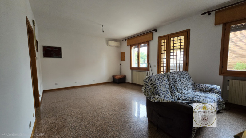 Proponiamo in vendita casa accostata su due livelli, inserita in una tranquilla corte di campagna...