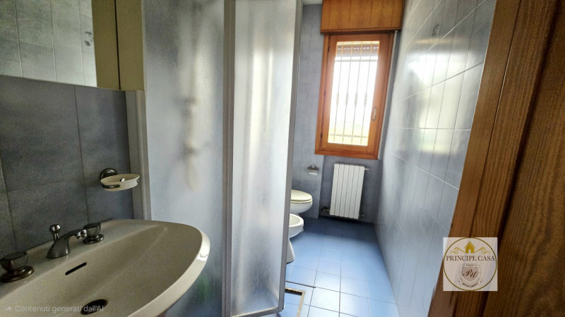 Proponiamo in vendita casa accostata su due livelli, inserita in una tranquilla corte di campagna...