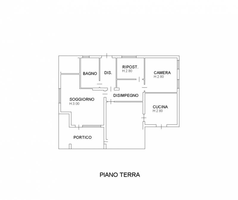 Proponiamo in vendita una splendida casa singola, in posizione riservata e immersa nella natura, ...