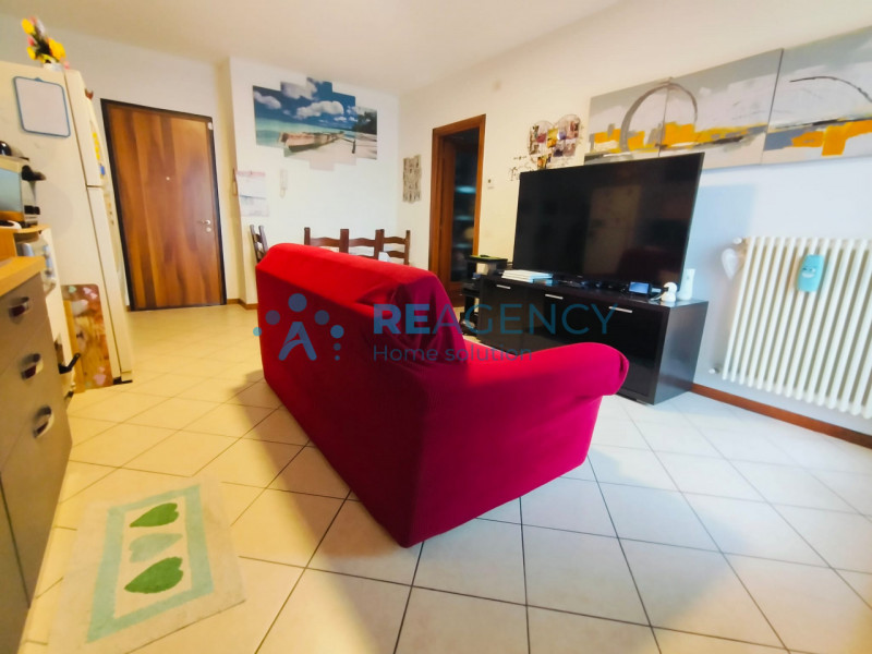 VICENZA - Ca' Balbi

CERCHI UN BICAMERE CON TERRAZZO ABITABILE DI 50 MQ?
Euro 170.000,00
CHIAMACI...