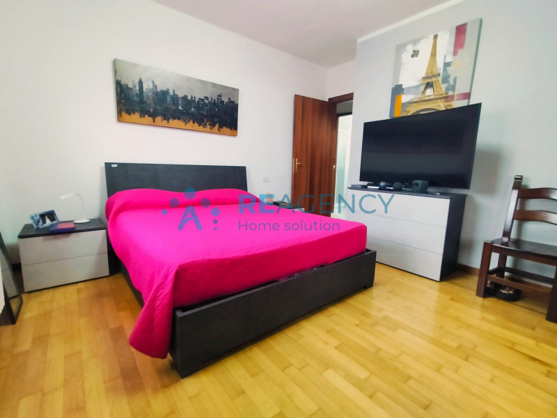 VICENZA - Ca' Balbi

CERCHI UN BICAMERE CON TERRAZZO ABITABILE DI 50 MQ?
Euro 170.000,00
CHIAMACI...