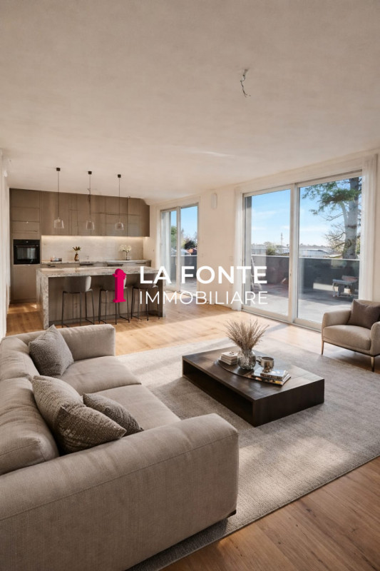 STRA - In una posizione strategica, lontano dal traffico ma al contempo vicino a tutti i principa...